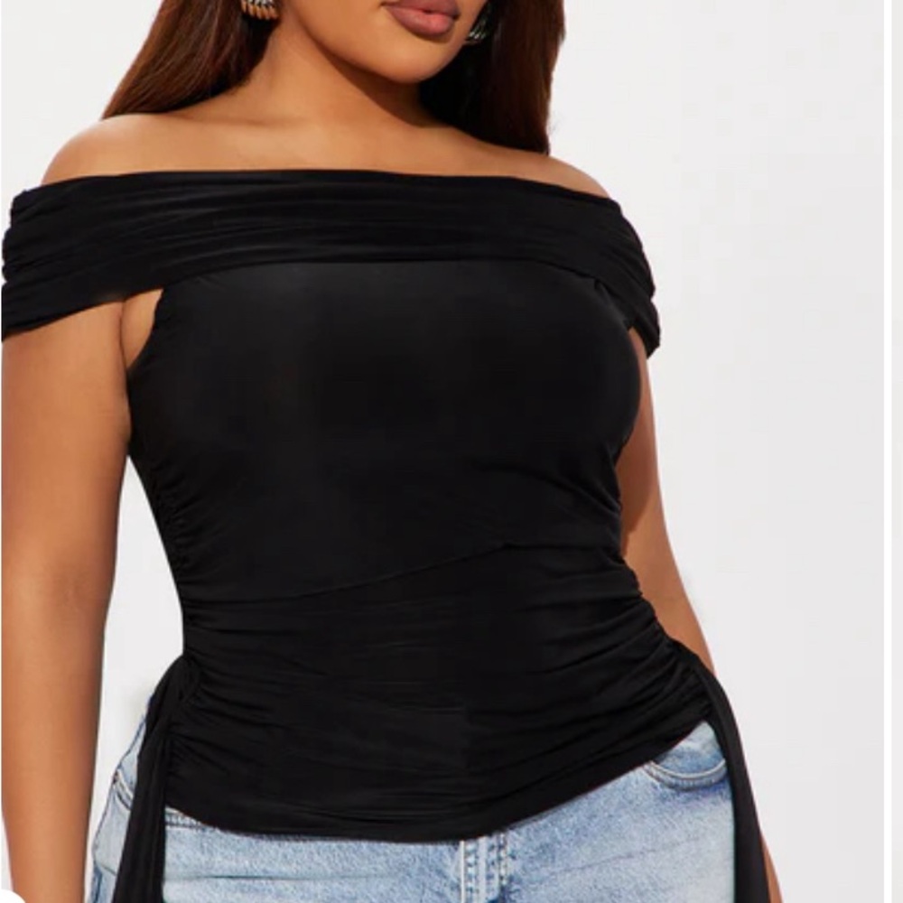 NEW W TAG Fashion Nova Black Off-Shoulder Blouse